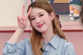 赵露思风波后现身西安，直播说没什么坎是翻不过的，还在后台哭了