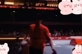 王楚钦4-1霸气夺冠！赛后含泪拥抱王皓，高光瞬间引爆全场💥?