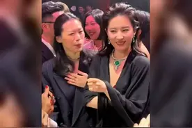 刘亦菲舒淇赵露思宝格丽派对斗舞惊艳全场