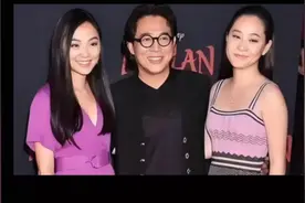 李连杰讲述前妻和利智及四个女儿相处融洽视频封面