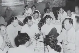 如果鲁迅能活到新中国成立会怎样？毛主席：我觉得只有两种可能