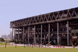 伊朗国家电视台被炸后内部画面曝光：严重受损，到处是被炸毁设备视频封面