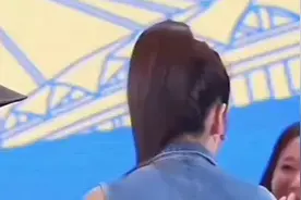 白鹿发现对方没有喉结，直接给了拥抱，太细心？