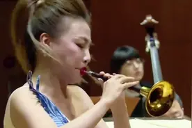 唢呐皇后，张倩渊演奏的《猪八戒背媳妇》完整版，燃爆全场！