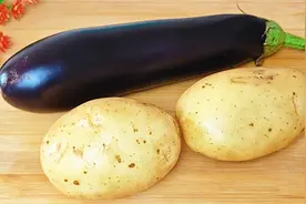 万万没想到，茄子加土豆这样做太好吃了，鲜香入味，天天吃都不腻