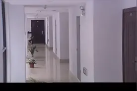 妻子劝丈夫回家，谁知丈夫语出惊人，妻子顿时无语了