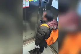 赔偿、判刑！男子着急上班怒拍电梯门，三巴掌下去导致电梯损坏被