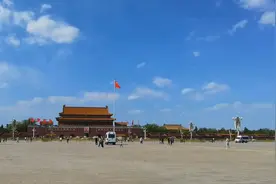 北京天安门广场，焕然一新啊，进广场新规定是这样的