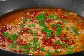 喜欢吃鸡蛋的一定要收藏，这样做的鸡蛋鲜香滑嫩还超下饭！