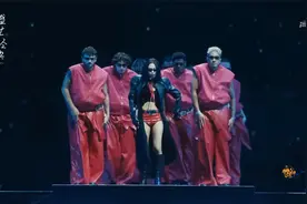 JENNIE全开麦唱跳-ZEN，高音稳如CD K-pop与World Music完美融合