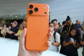 iPhone 17 Pro Max 上手体验！拍照、续航、散热及充电速度讲解