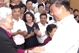 习近平：人民教师无上光荣