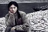 呆无辜]1971年，女知青白春兰为了报恩图片