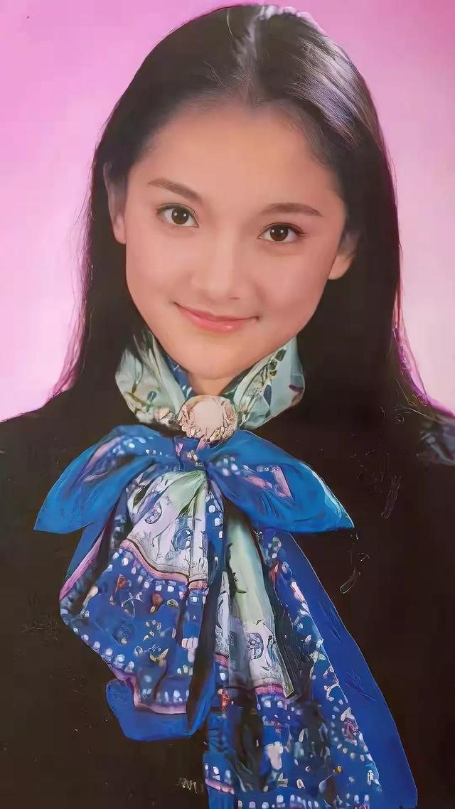 挂历欣赏（1124）——1994年银星：林青霞林凤娇宋佳何晴吴玉华