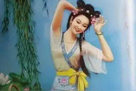 花蛇：外貌绚丽，但并不是所有蛇类都喜欢它，它的生活充满秘密图片