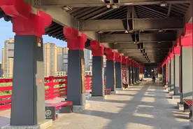 男生穿吊裆裤的精髓是什么# #社会的那点事#图片