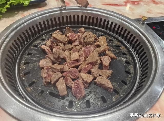 落地海拉尔，开始呼伦贝尔大环线公共交通自由行，分享交通和住宿