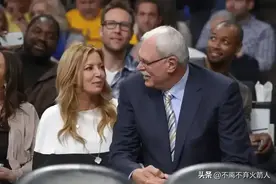 NBA三大神级教练：菲尔杰克逊、波波维奇、乌度卡（火箭封神）图片
