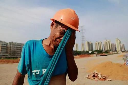 现在的一万块相当于以前的多少钱