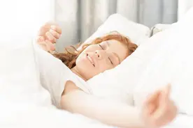 患上肾积水，身体会发出4个警报，千万不要视而不见 ...图片