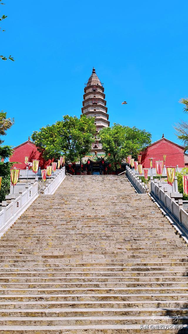 山西新绛县龙兴寺游记