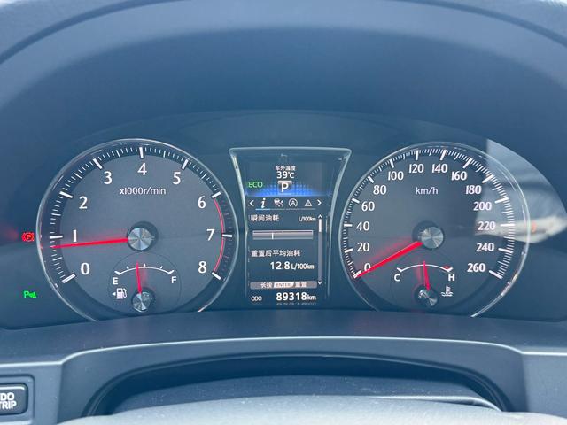 以下是关于14代皇冠的一些信息： • 历史