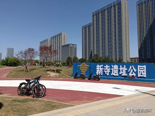 浐灞港务区半日游,顺路逛到临潼,然后坐火车回西安