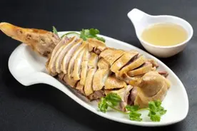 鸭子身上这2个部位切记不要吃，吃一口等于10万细菌...图片