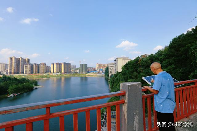 一座县城的时光褶皱—81岁父亲游隆回