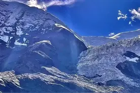 长沙一家3口在西藏自驾游时，因为走错路线图片