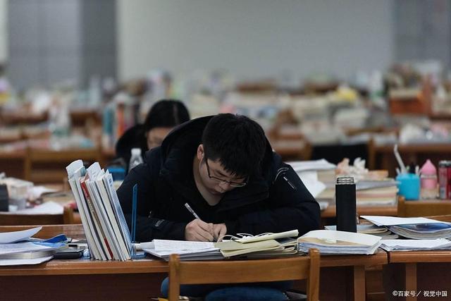 什么时候考研大三还是大四？