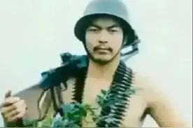 1979年，两名战士在打扫战场时，被越军狙击手枪杀，刘...图片