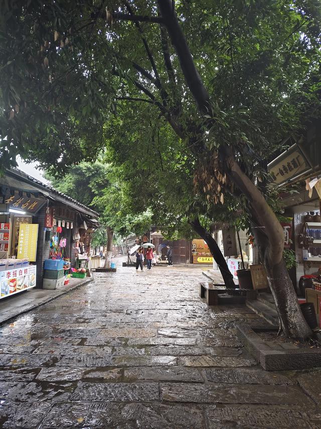南行漫记：和宜宾握手再见，到李庄古镇打卡，今天跑到贵州