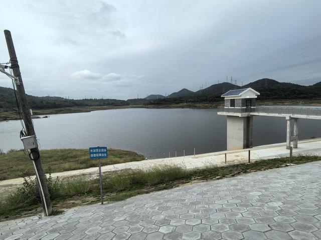 南京汤山龙尚湖青龙山佘村一日郊野徒步