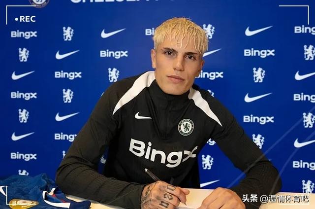 英超回归！7位强援盼首秀！三大看点：两组隔空对话+曼市德比来袭