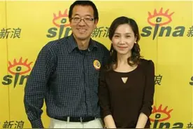 一天俞敏洪的妻子对着他大吼：“如果你不走出国门，就...图片