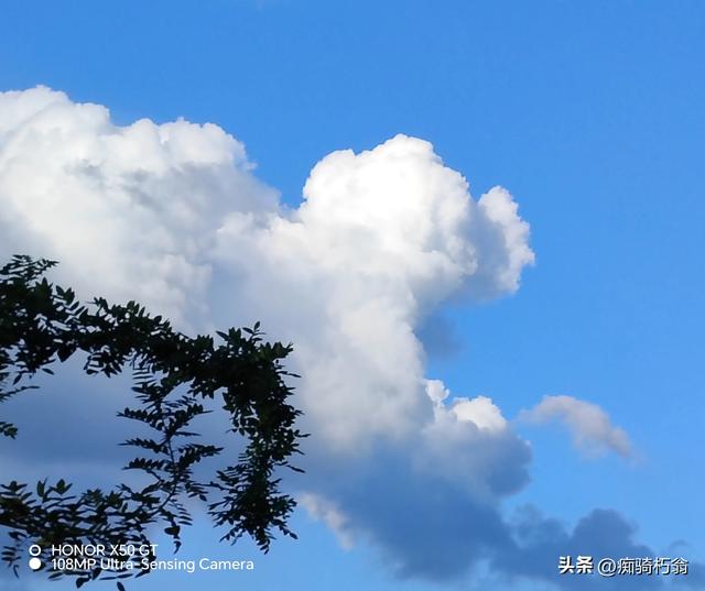 蓝天白云之美