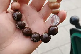 布施的真正意义是什么？# 布施在佛教中有重要意义图片