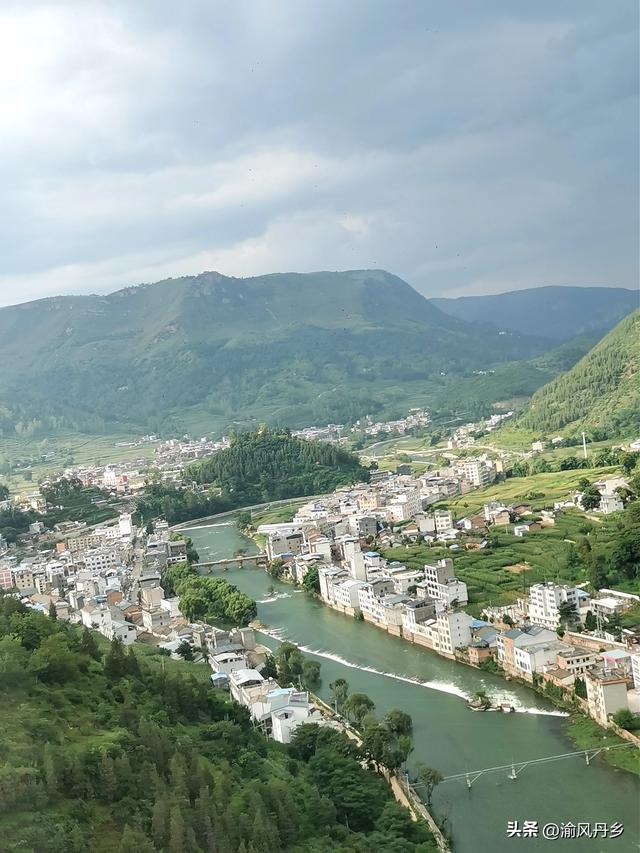 重庆奔赴抚仙湖沿途风景