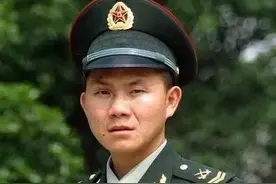 勇斗76名歹徒，却隐瞒6年不想让人知道。|||卢加...图片
