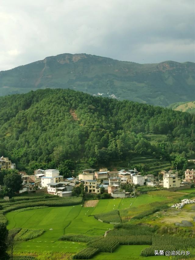 重庆奔赴抚仙湖沿途风景