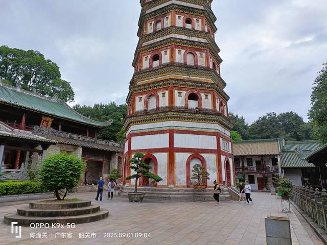 广东韶关南华寺游览图片