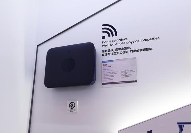 WiFi信号增强器真的有用吗?实测三大场景告诉你答案