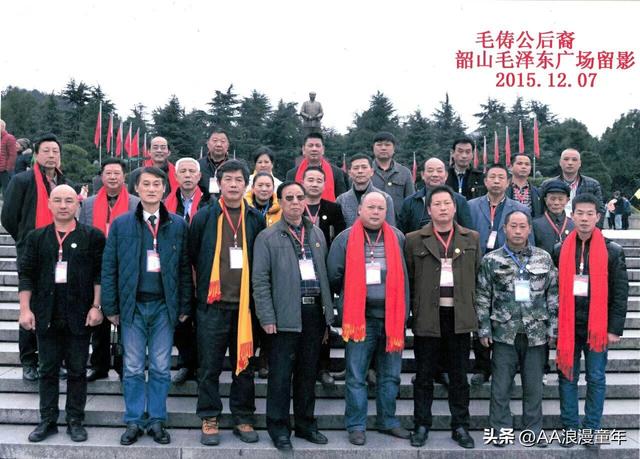 毛启国：12部手机 串起的27年亲情与人生