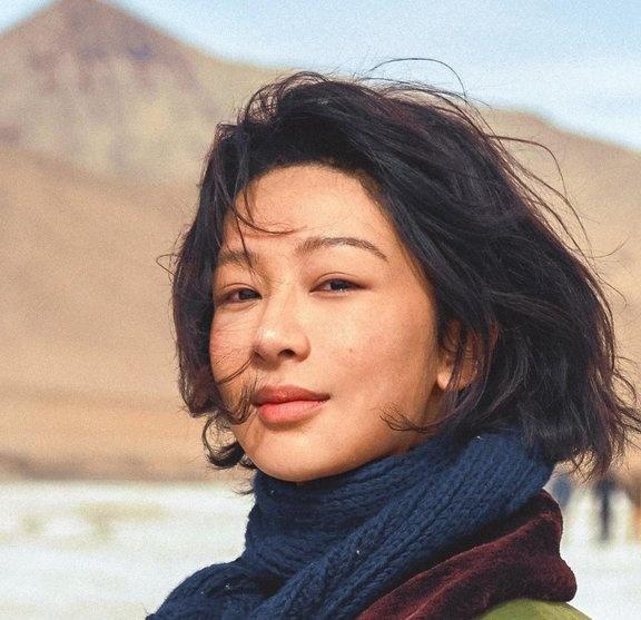 这个世界上最让人看不懂的，可能就是33岁的杨紫了，明明财富自由，北京独女，却还如此拼命