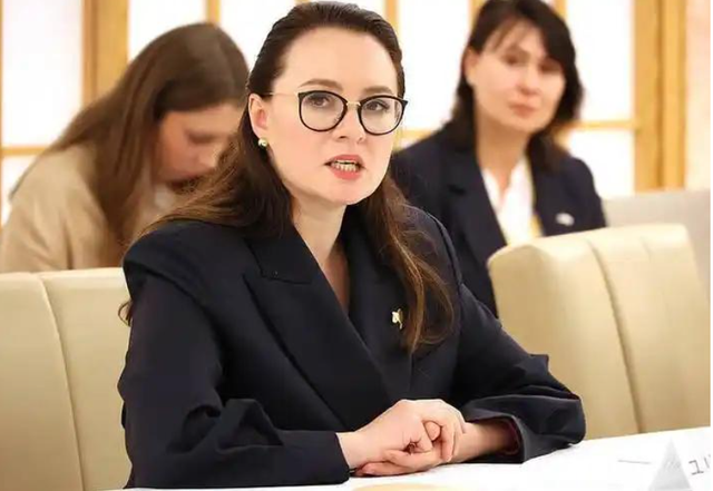乌85后女总理能帮助国家走出危局吗