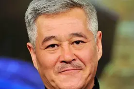 易中天：“易老师，中午我请你吃饭！”图片