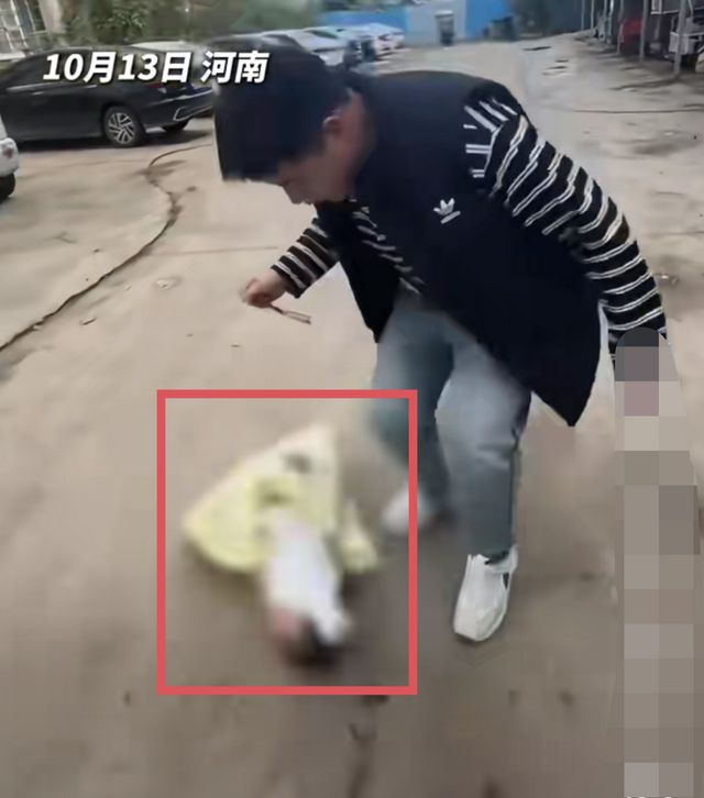 家长哄娃时做过什么危险事