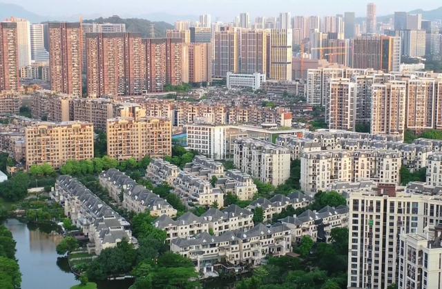 [广东 深圳市龙华区观湖街道]