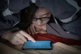 7个方面判断真抑郁还假抑郁，你是哪一种呢 1⃣情绪...图片